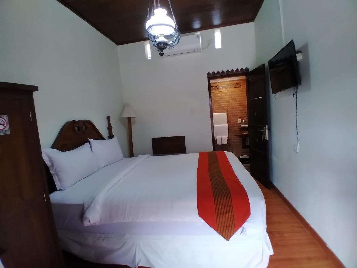 Dem Ayem Heritage Guest House Yogyakarta Exterior photo